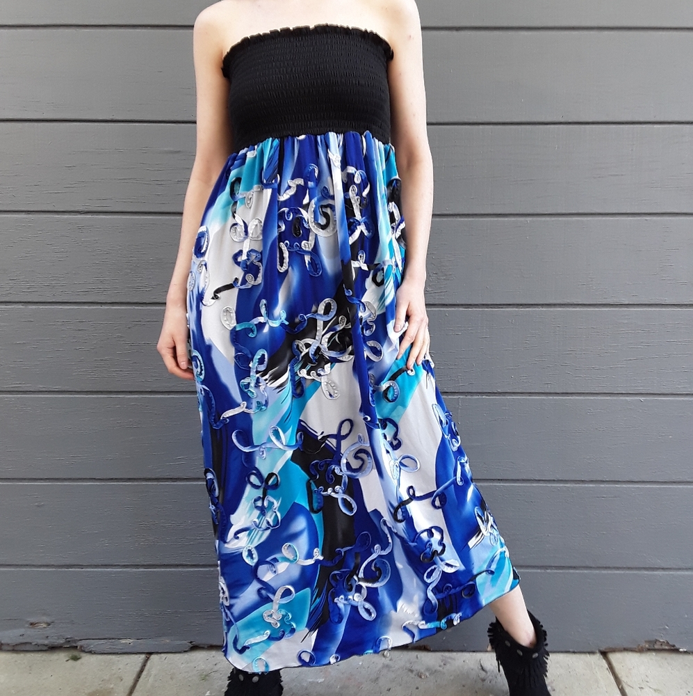 Strapless maxi dress, stretchy tube top, artwork